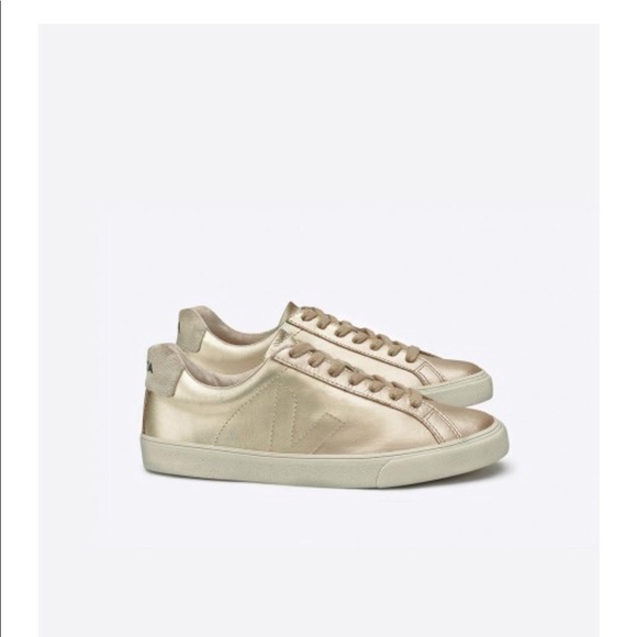 veja shoes gold